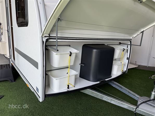 Adria Aviva 522 PT 3 køjer